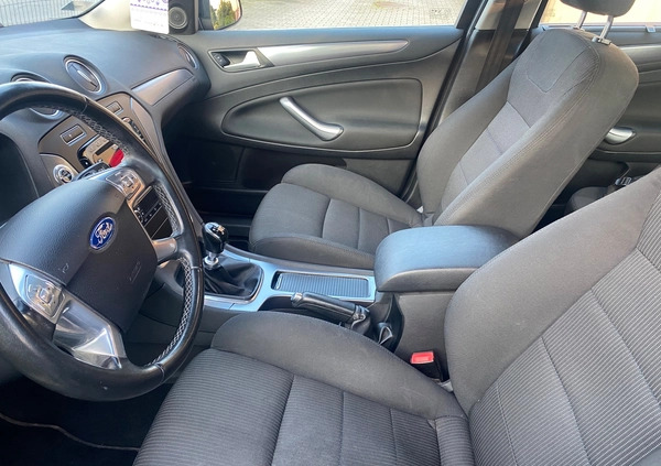 Ford Mondeo cena 26700 przebieg: 222000, rok produkcji 2010 z Wieliczka małe 92